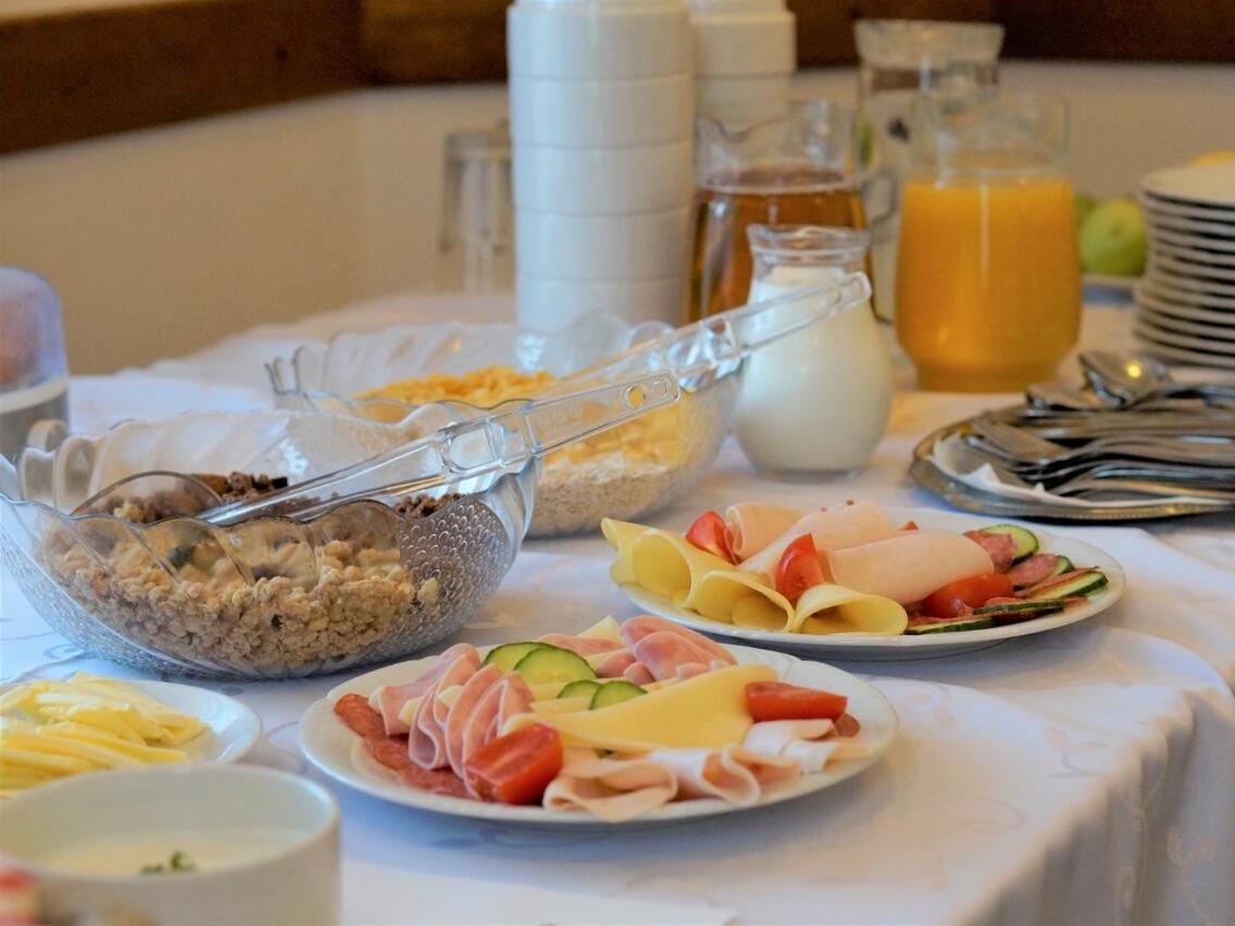 Hotel U Brany Uherský Brod Εξωτερικό φωτογραφία