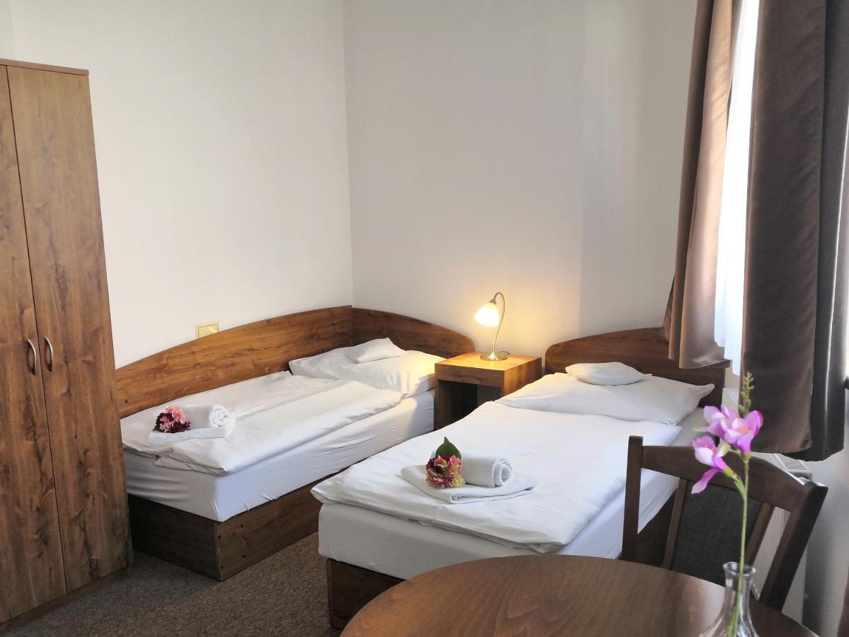 Hotel U Brany Uherský Brod Εξωτερικό φωτογραφία