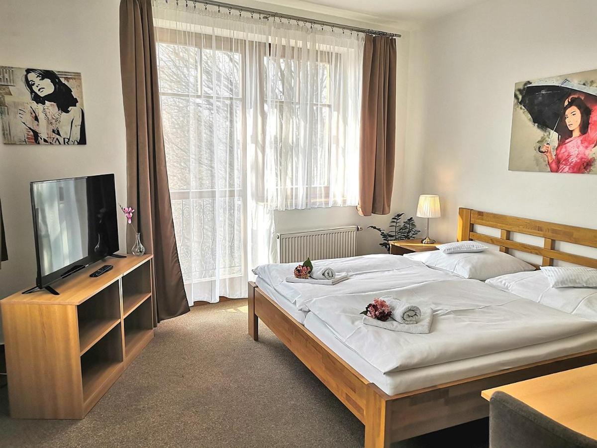 Hotel U Brany Uherský Brod Εξωτερικό φωτογραφία